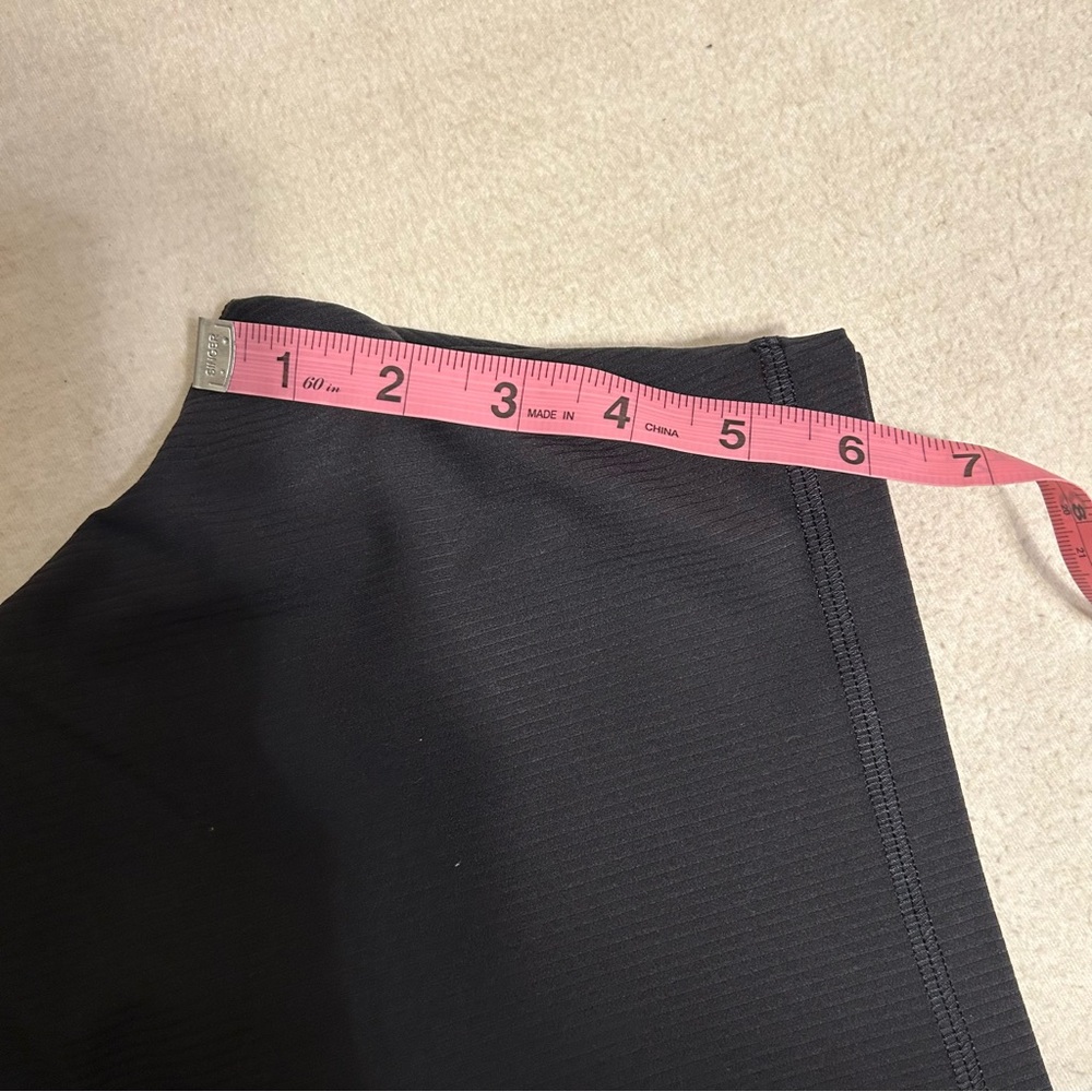 NWT Lululemon Align Hi-Rise Ribbed Short Black Size 14 Activewear Workout - Picture 9 of 10